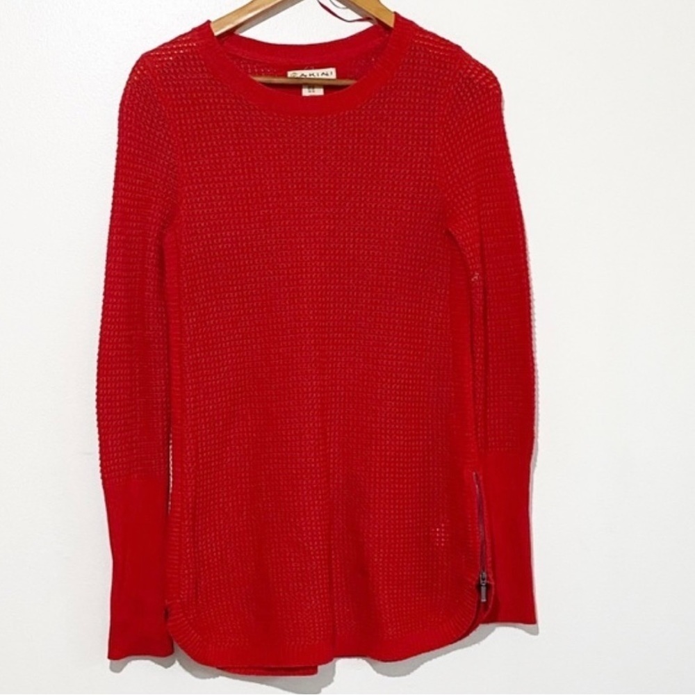 Akini red waffle knit sweater with zipper accent sleeves